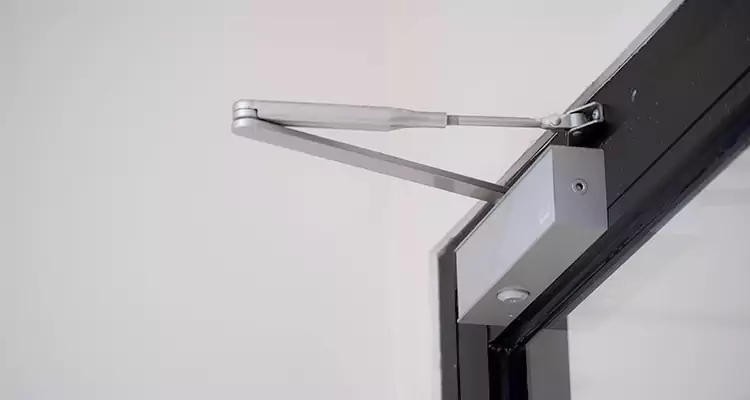 Screen Door Closer Installation in Dunedin, FL