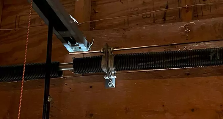 Garage Door Lift Cable Replacement in Dunedin, FL