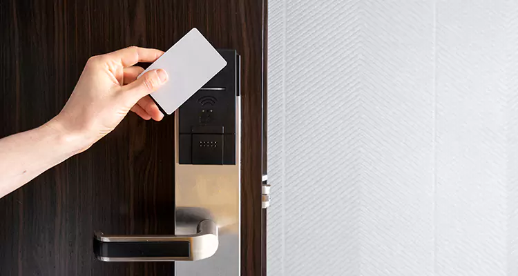Why Choose Us for Hotel Keycard Lock Repair in Dunedin, FL?