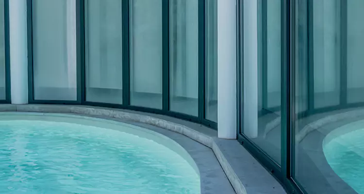 Repair Polyester Screen for Pool Enclosure in Dunedin, FL