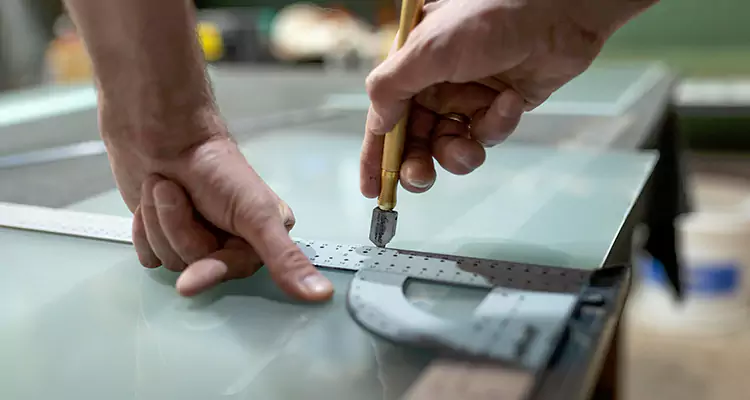 Glass Scratch Repair in Dunedin, FL